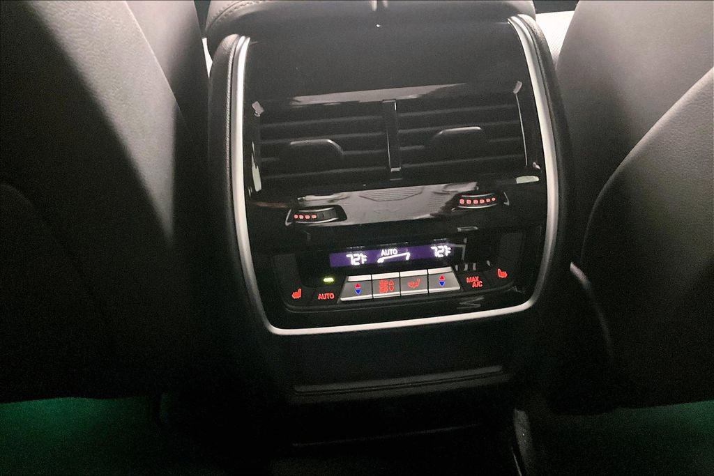 Used 2023 BMW X5 xDrive40i w/ Premium Package image 25