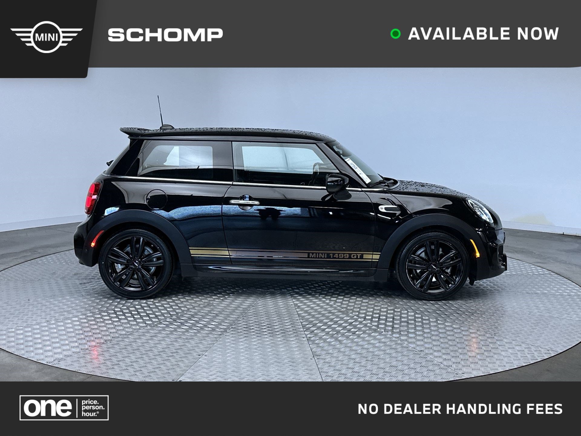 Used 2021 MINI Cooper 2-Door Hardtop FWD image 1