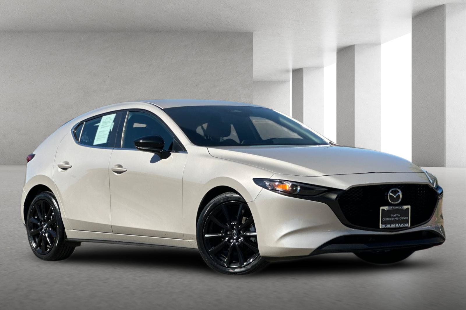 Certified 2025 MAZDA MAZDA3 s Sport FWD image 2