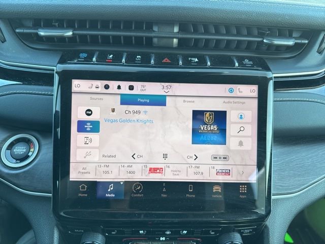 Used 2023 Jeep Grand Cherokee 4WD 4xe w/ Luxury Tech Group II image 17