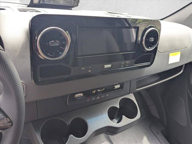New 2026 Mercedes-Benz Sprinter 2500 image 11