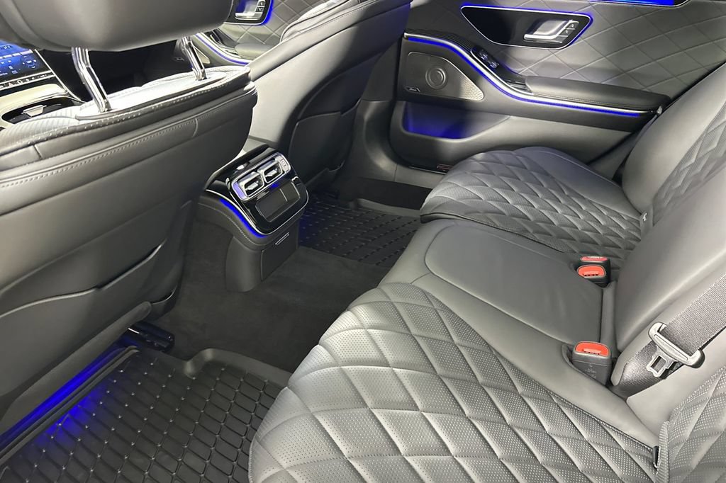 Certified 2026 Mercedes-Benz S 580e 4MATIC Sedan image 16