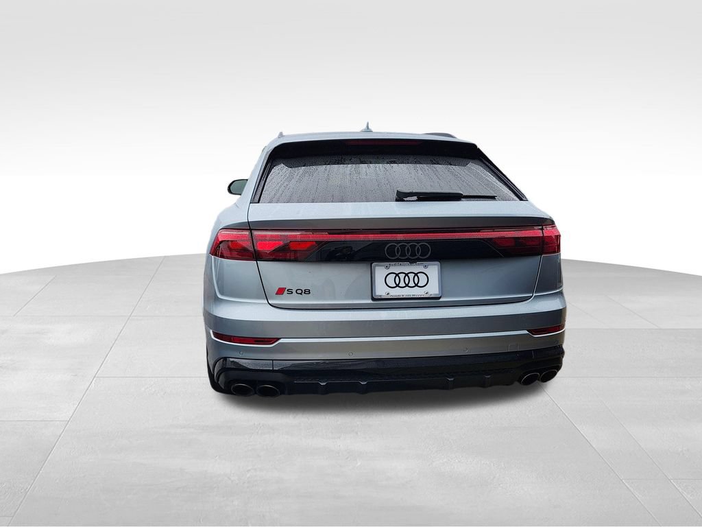Used 2024 Audi SQ8 Prestige AWD/4WD image 5