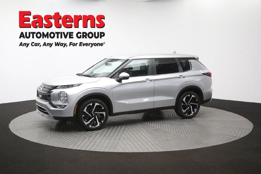 Used 2024 Mitsubishi Outlander SE AWD/4WD image 58