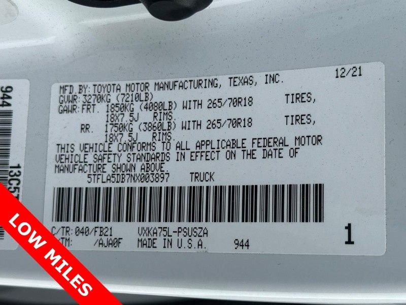 Used 2022 Toyota Tundra SR5 w/ SR5 Convenience Package AWD/4WD image 22