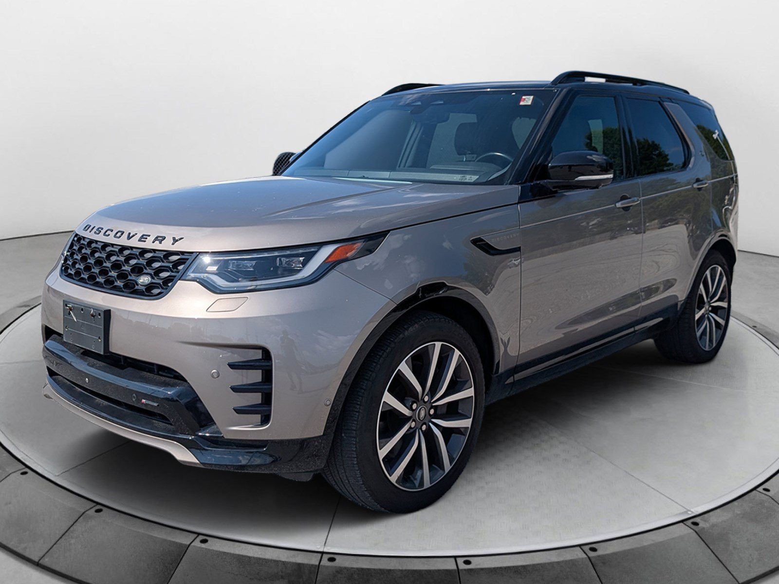 Used 2023 Land Rover Discovery S R-Dynamic AWD/4WD image 7