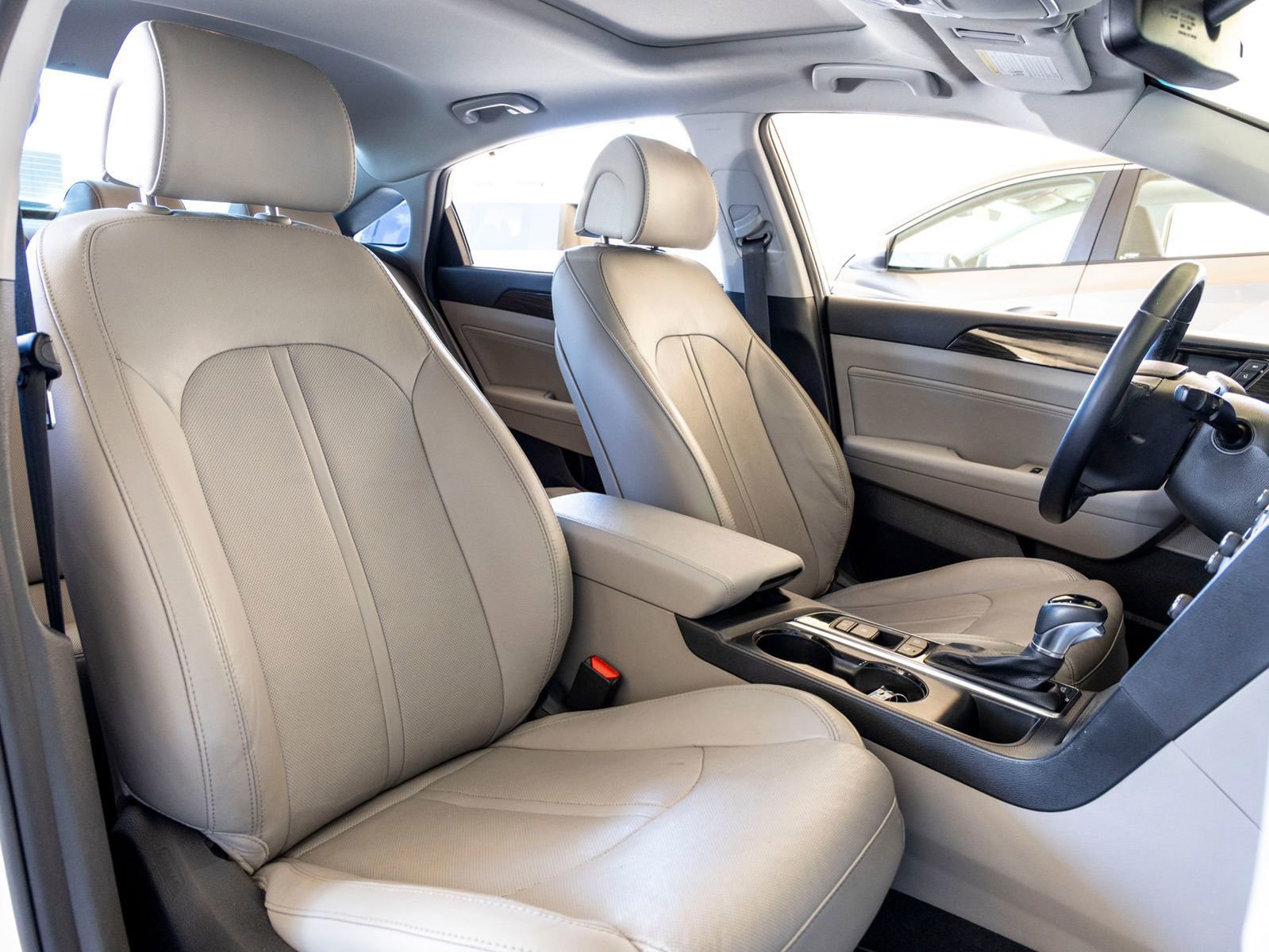 Used 2017 Hyundai Sonata Limited w/ Ultimate Package 04 image 26