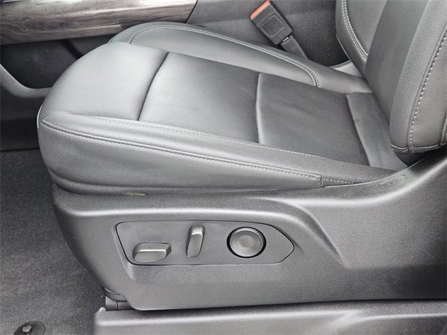 Used 2025 Chevrolet Silverado 1500 LTZ image 24