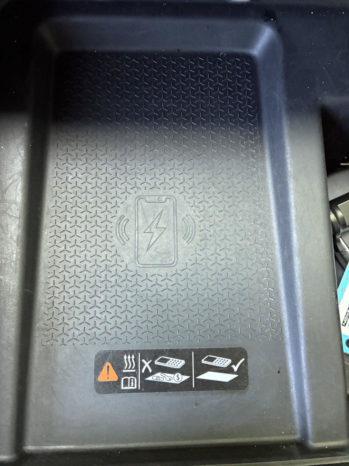 Used 2025 GMC Acadia Elevation AWD/4WD image 46