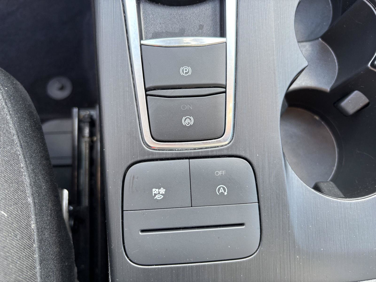 Used 2023 Ford Escape Active AWD/4WD image 27