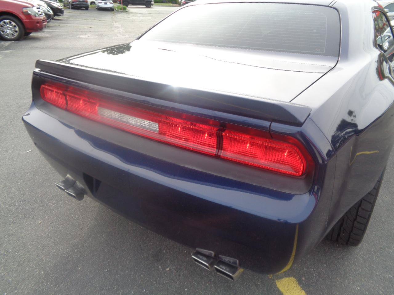 Used 2014 Dodge Challenger R/T RWD image 19