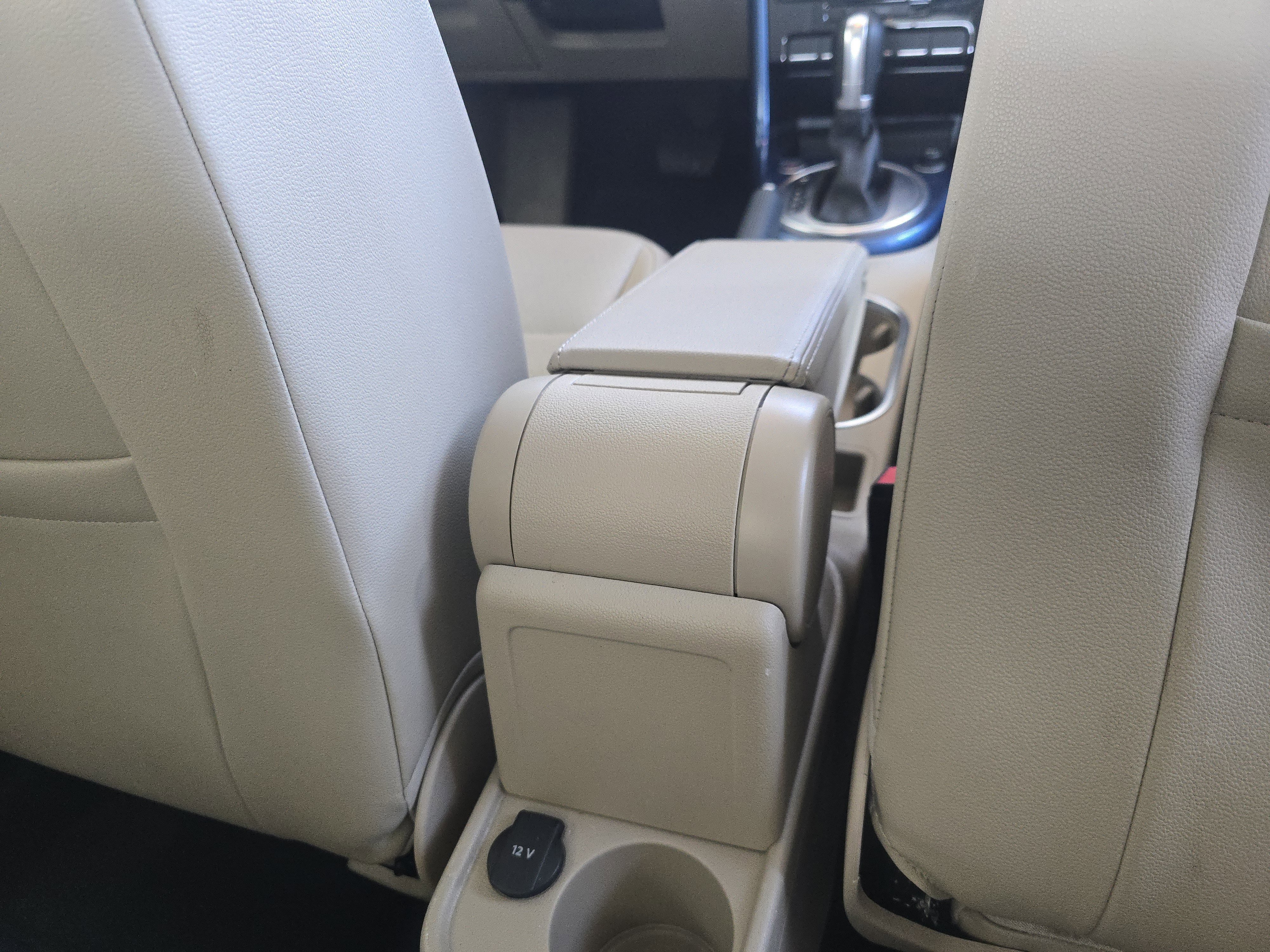 Used 2019 Volkswagen Beetle 2.0T SE image 27