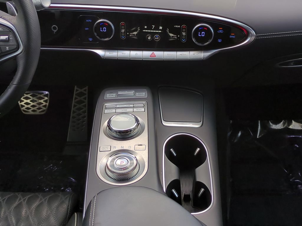 Used 2024 Genesis GV70 3.5T Sport w/ Sport Prestige Package image 35
