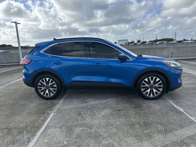 Used 2020 Ford Escape Titanium image 33