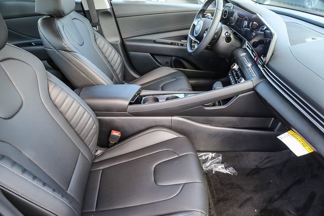 New 2025 Hyundai Elantra Limited FWD image 20