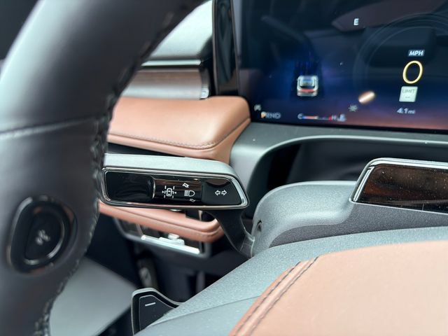 New 2026 Lincoln Aviator Reserve AWD/4WD image 26