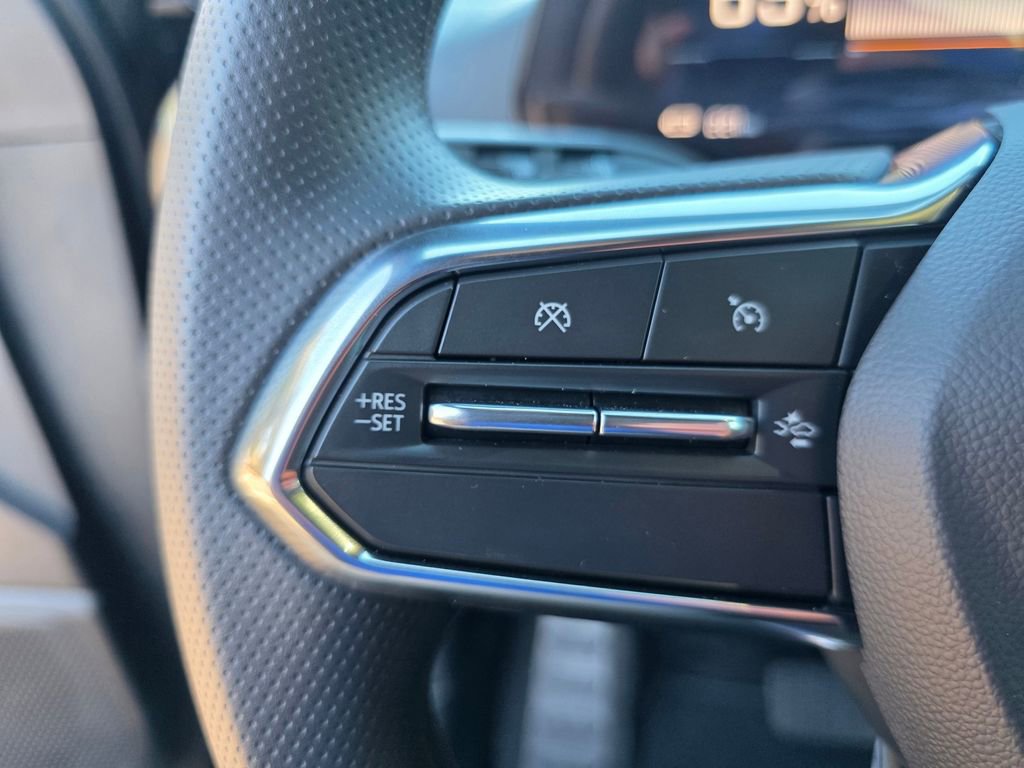 New 2025 Chevrolet Blazer EV LT w/ Midnight/Sport Edition FWD image 18