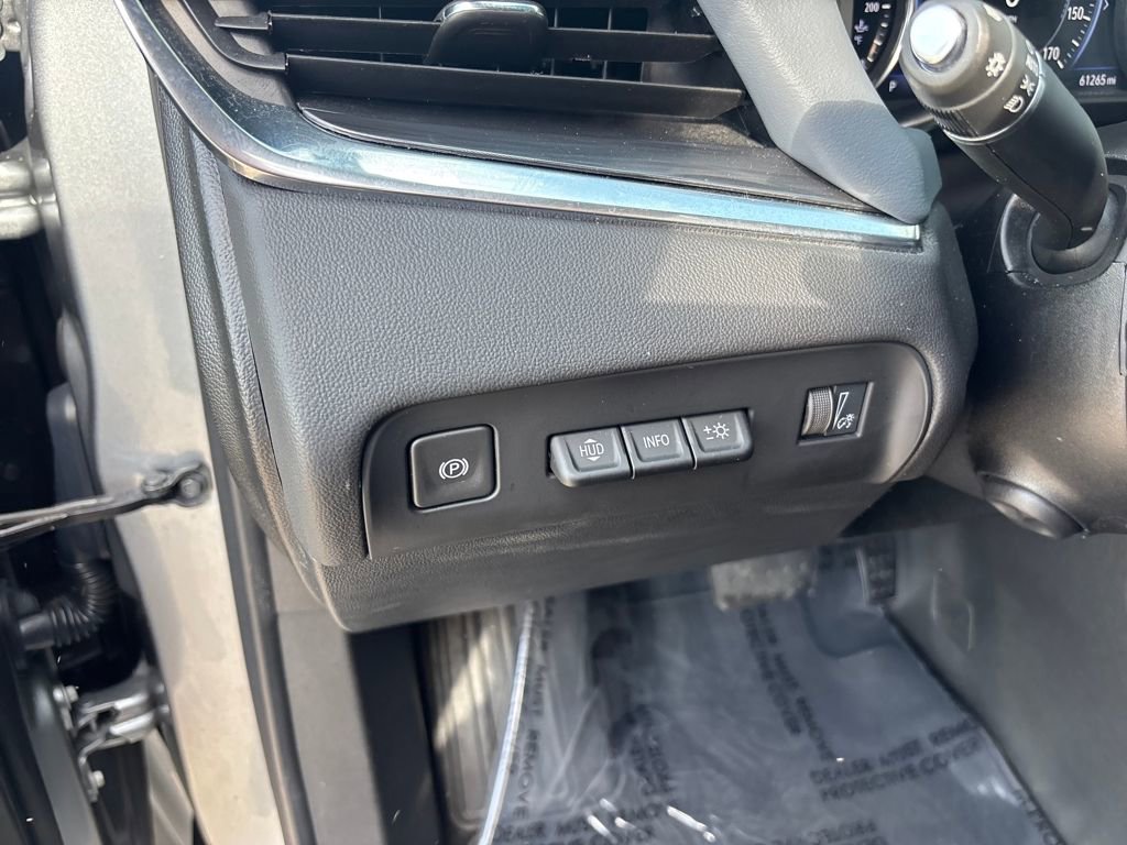 Used 2024 Buick Enclave Premium image 16