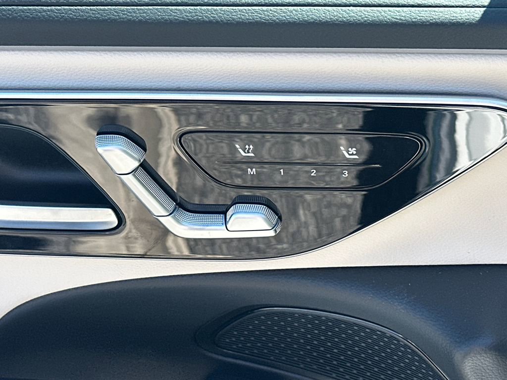 New 2026 Mercedes-Benz E 450 4MATIC Sedan image 11