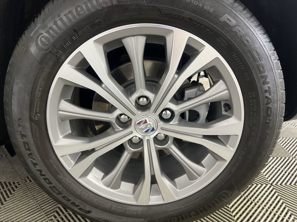 Used 2023 Buick Envision Preferred image 32