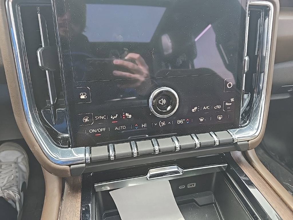 Used 2025 GMC Yukon XL Denali Ultimate image 27