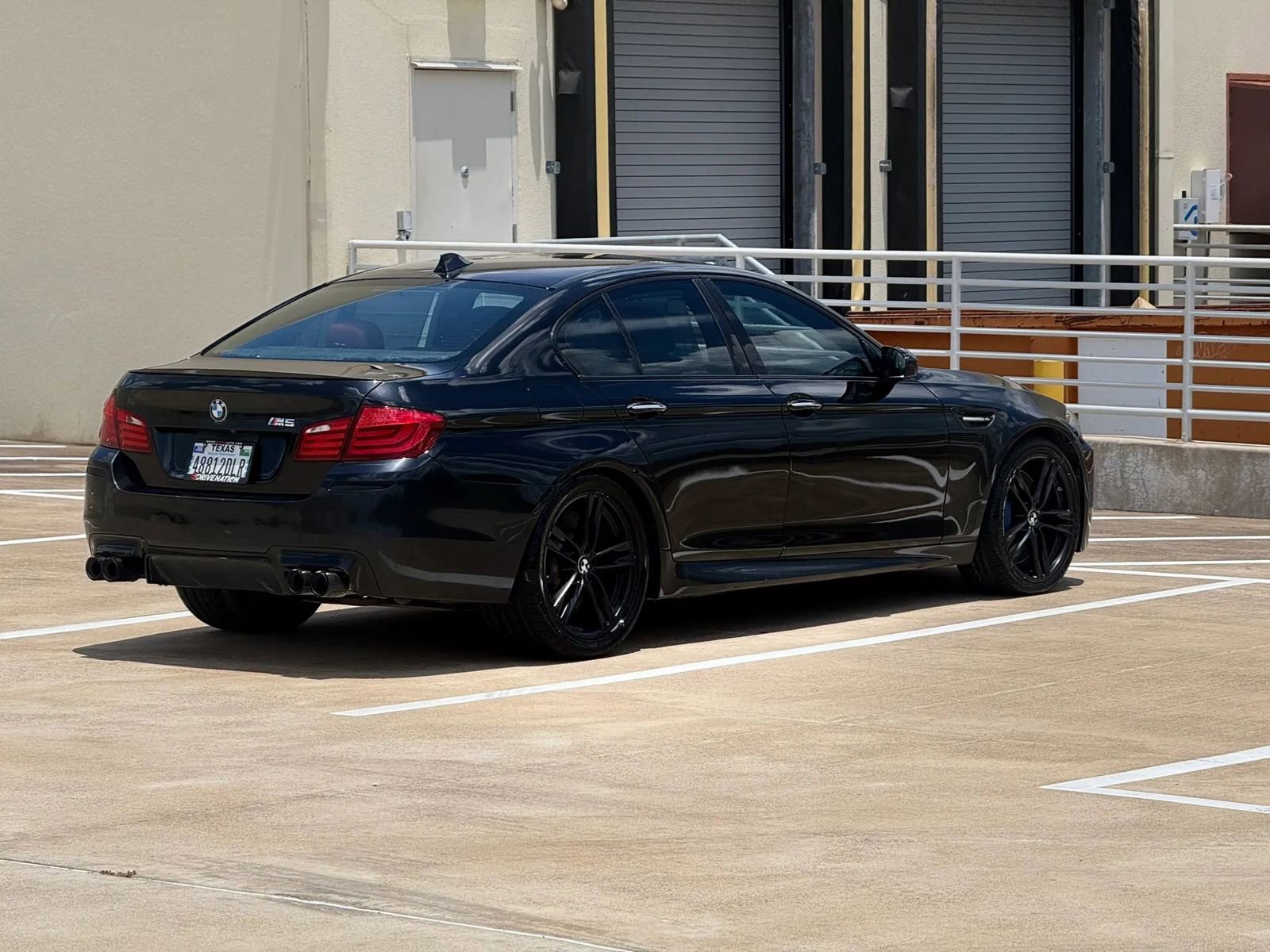 Used 2013 BMW M5 RWD image 7