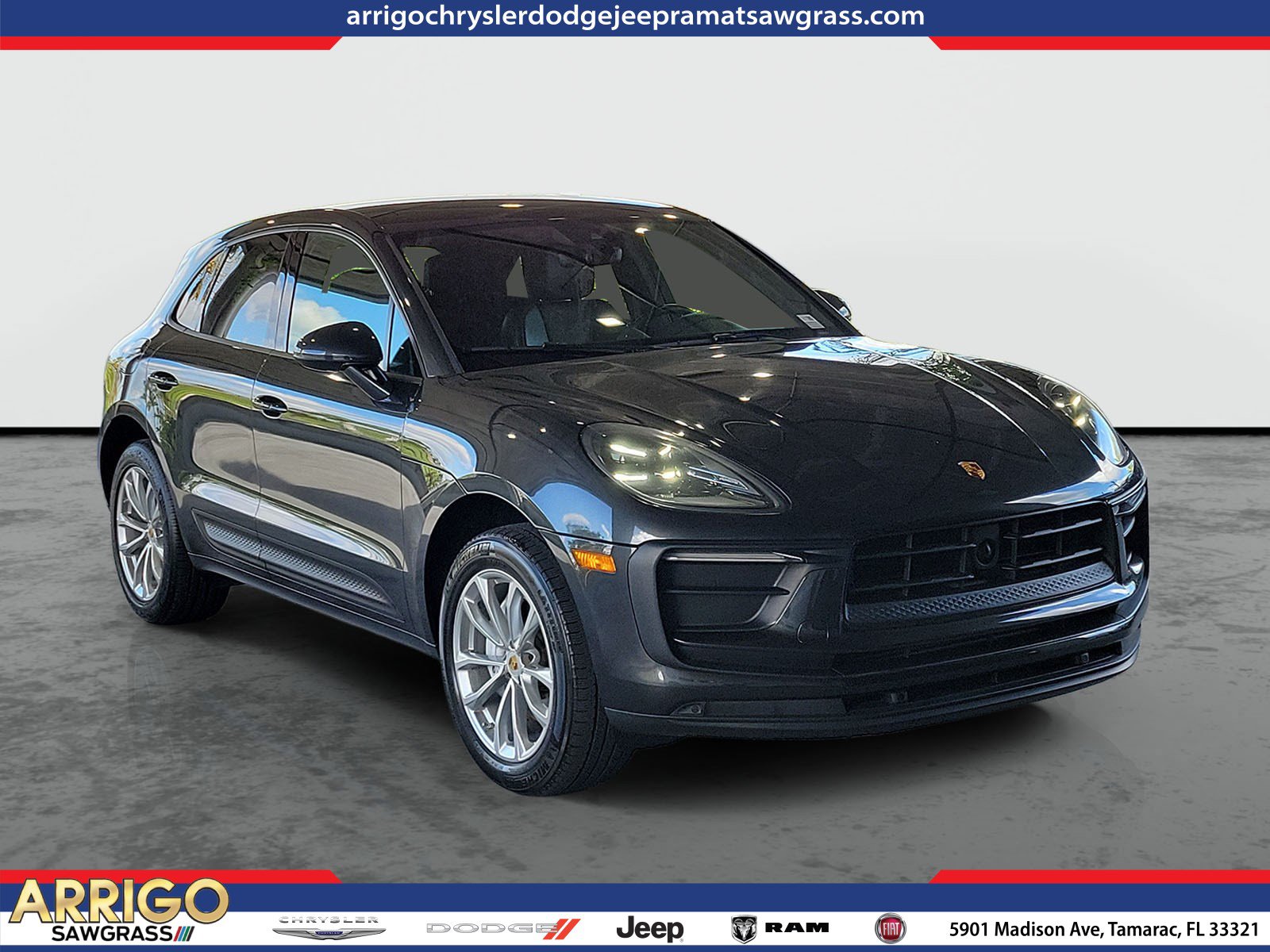 Used 2023 Porsche Macan Turbo AWD/4WD image 1