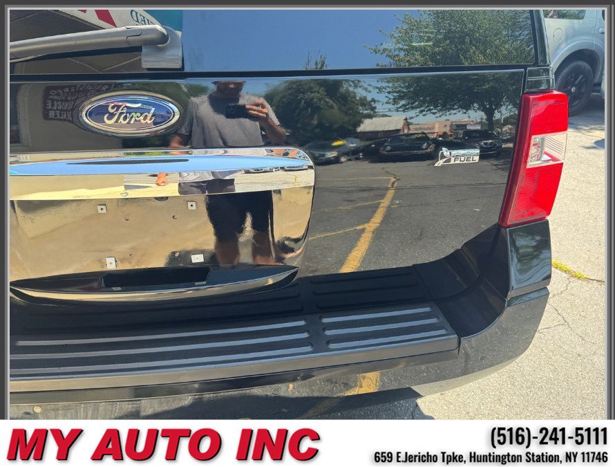 Used 2012 Ford Expedition Limited AWD/4WD image 34