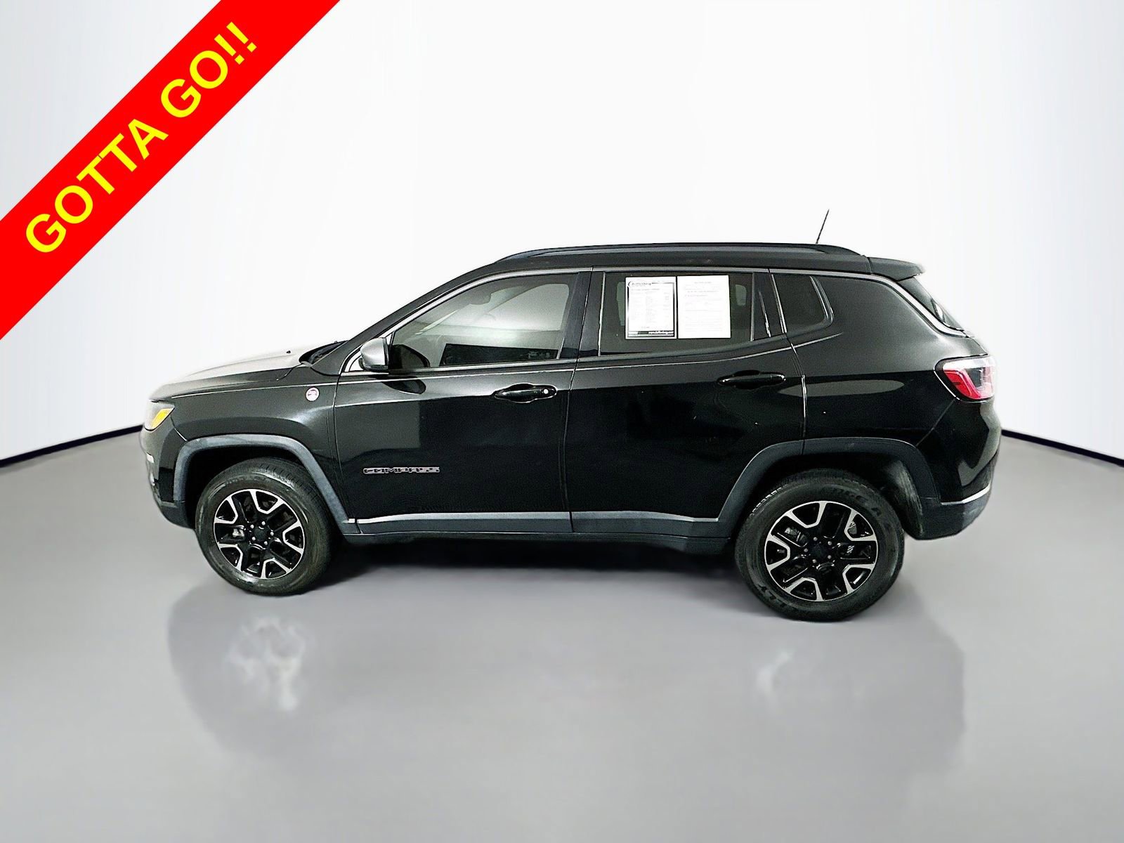 Used 2019 Jeep Compass Trailhawk AWD/4WD image 4