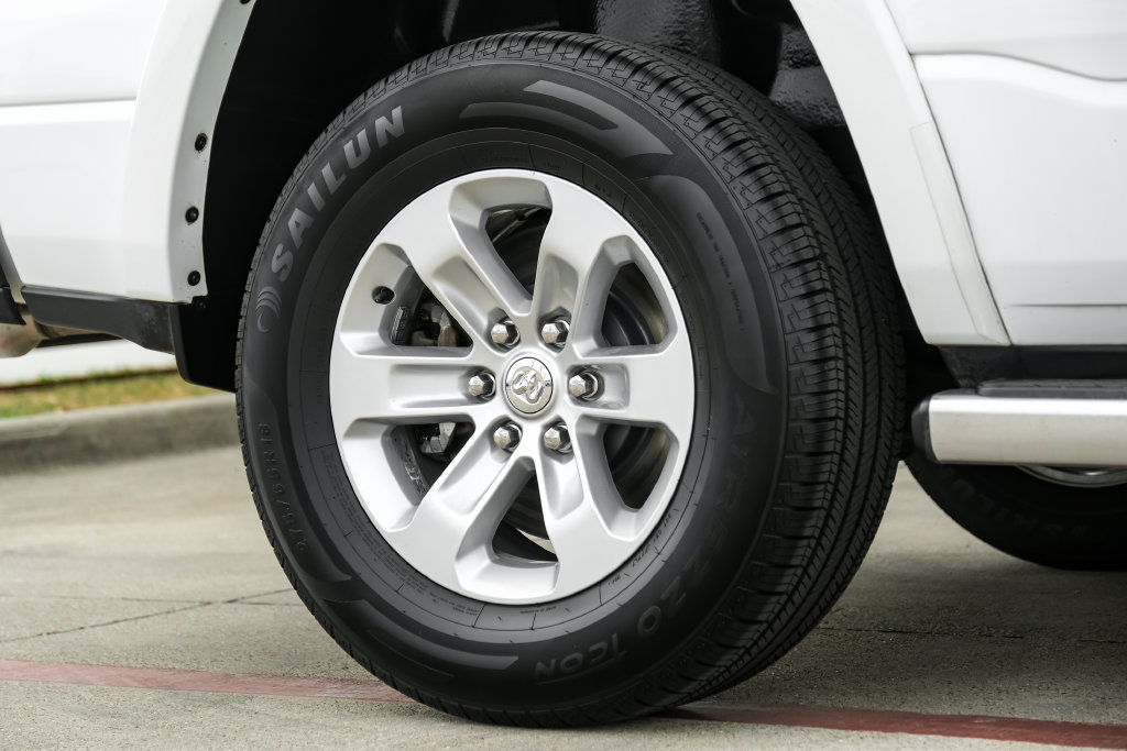 Used 2022 RAM 1500 Laramie AWD/4WD image 68