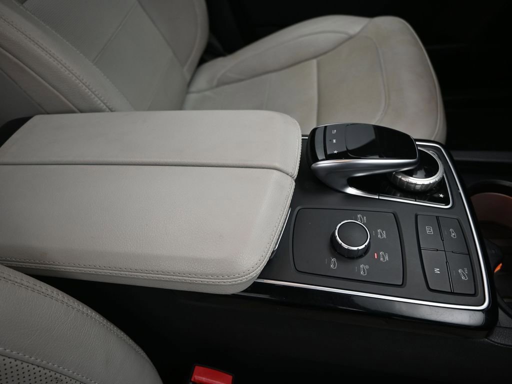 Used 2019 Mercedes-Benz GLS 550 4MATIC image 29