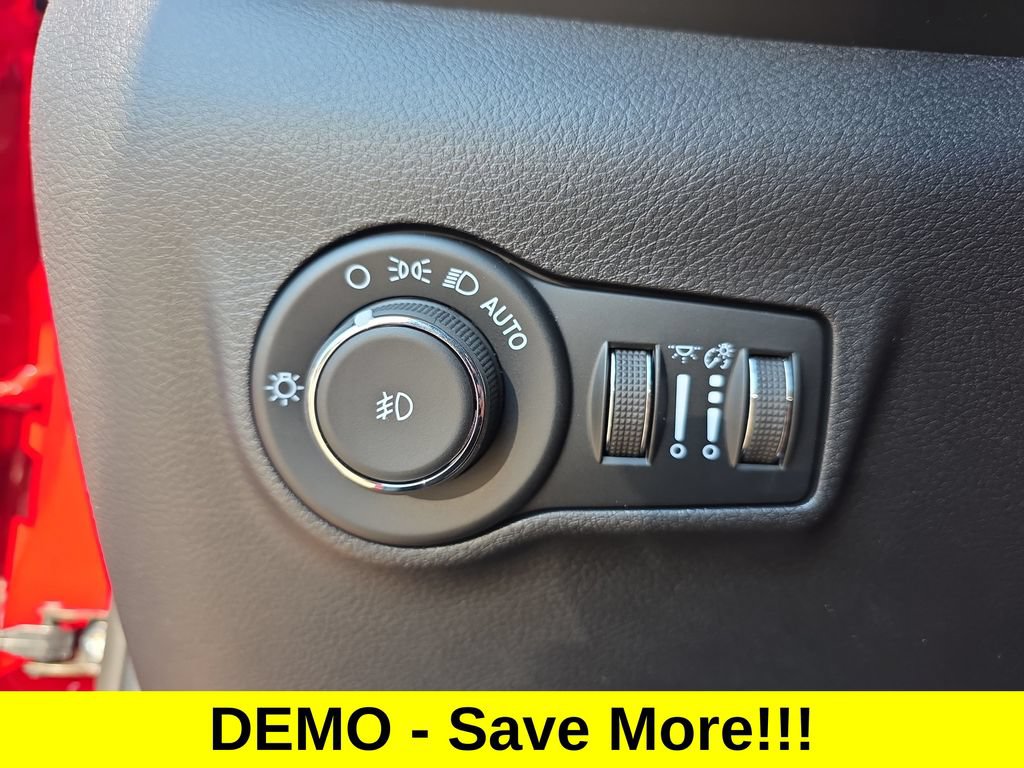 New 2026 Jeep Compass Limited AWD/4WD image 25