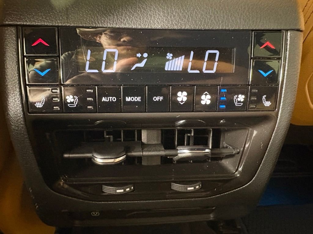 Used 2025 Jeep Grand Cherokee L Summit AWD/4WD image 41