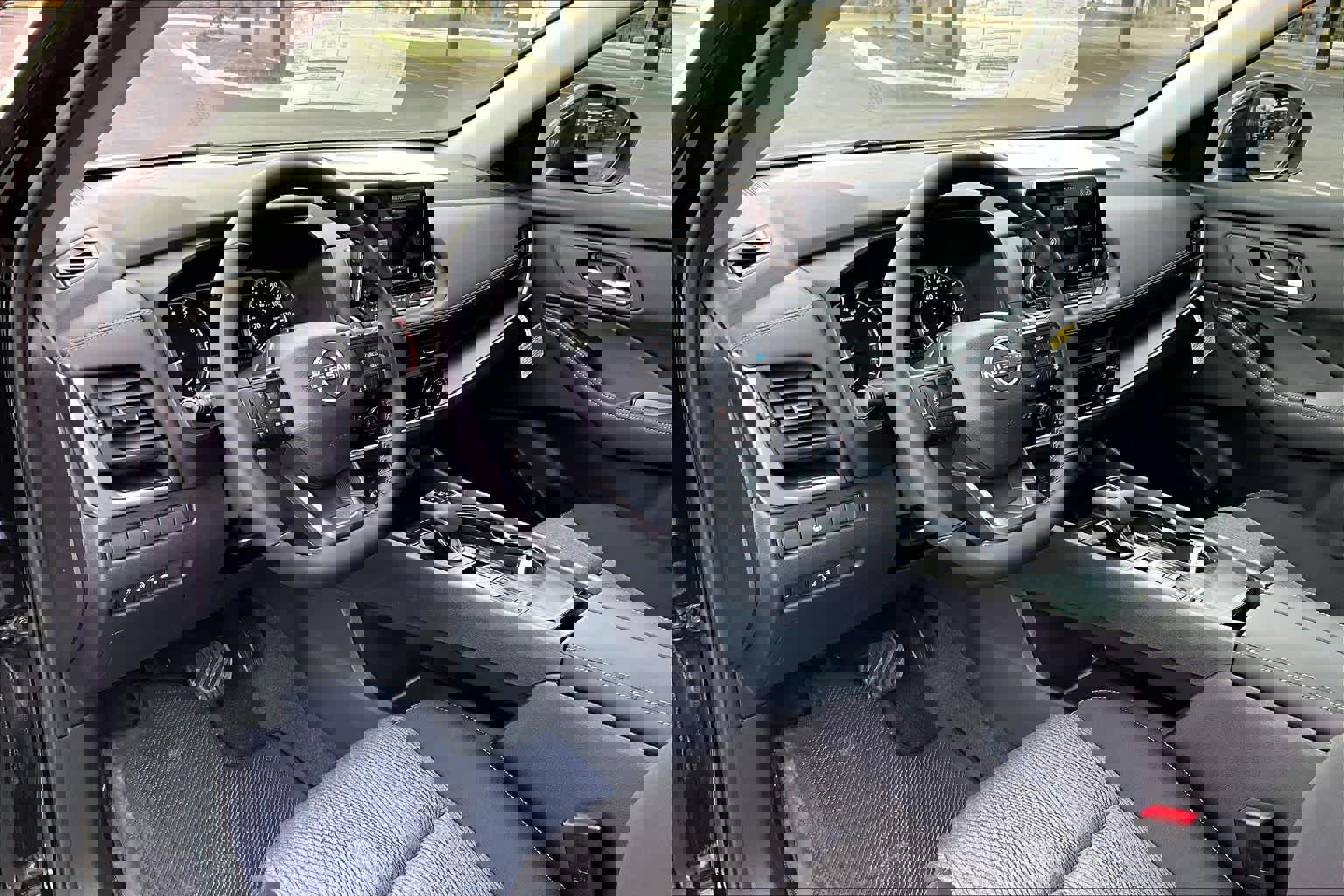 New 2026 Nissan Rogue SV image 8