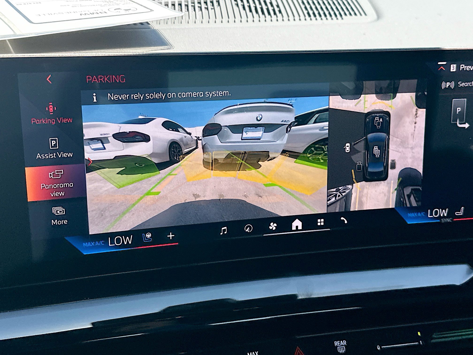 New 2025 BMW 530i w/ Premium Package RWD image 12