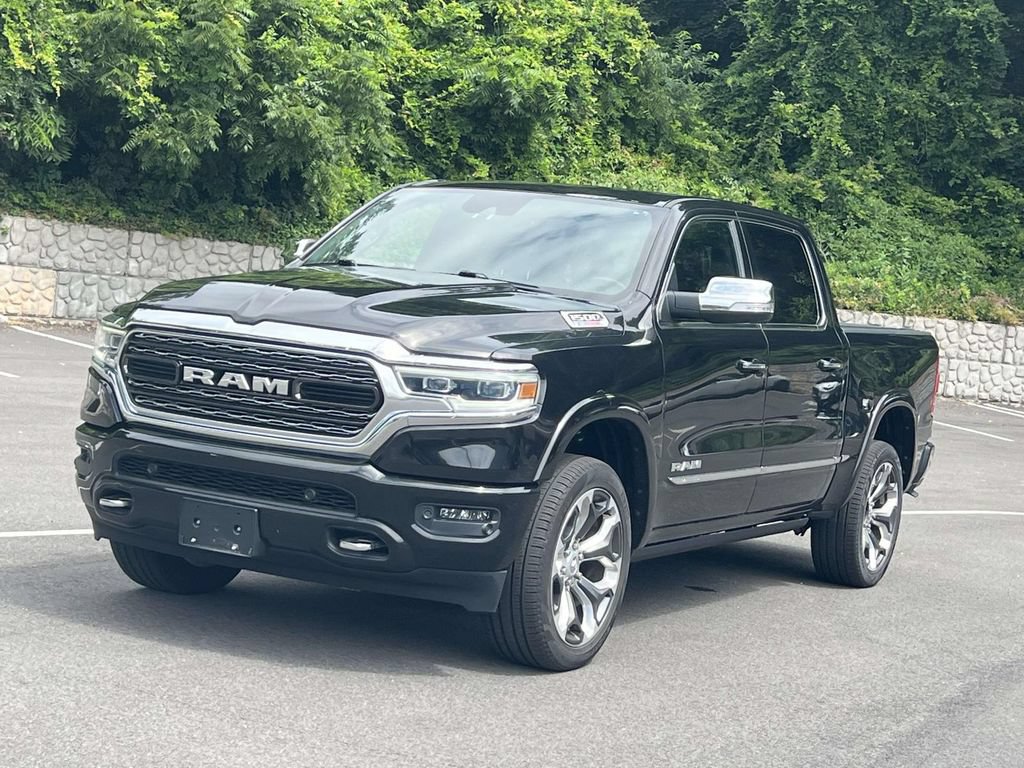 Used 2022 RAM 1500 Limited w/ Body Color Bumper Group AWD/4WD image 3