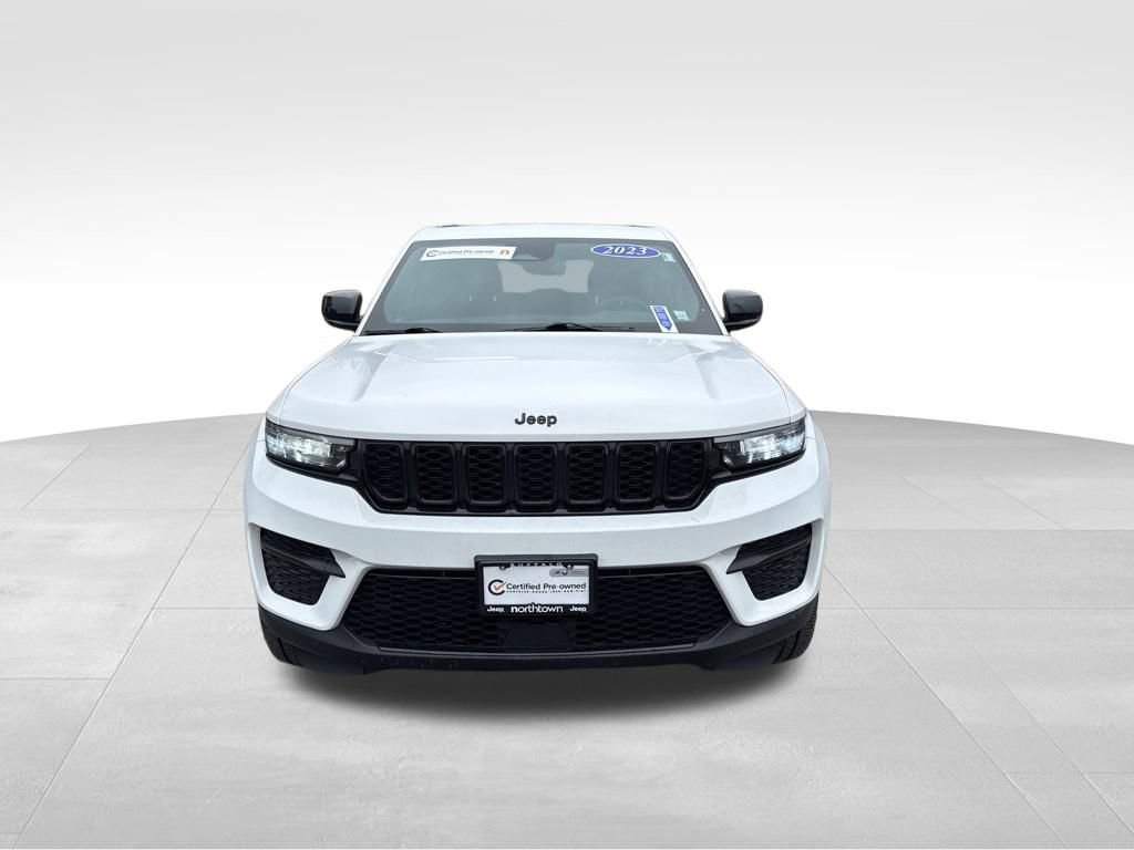 Certified 2023 Jeep Grand Cherokee Altitude image 15