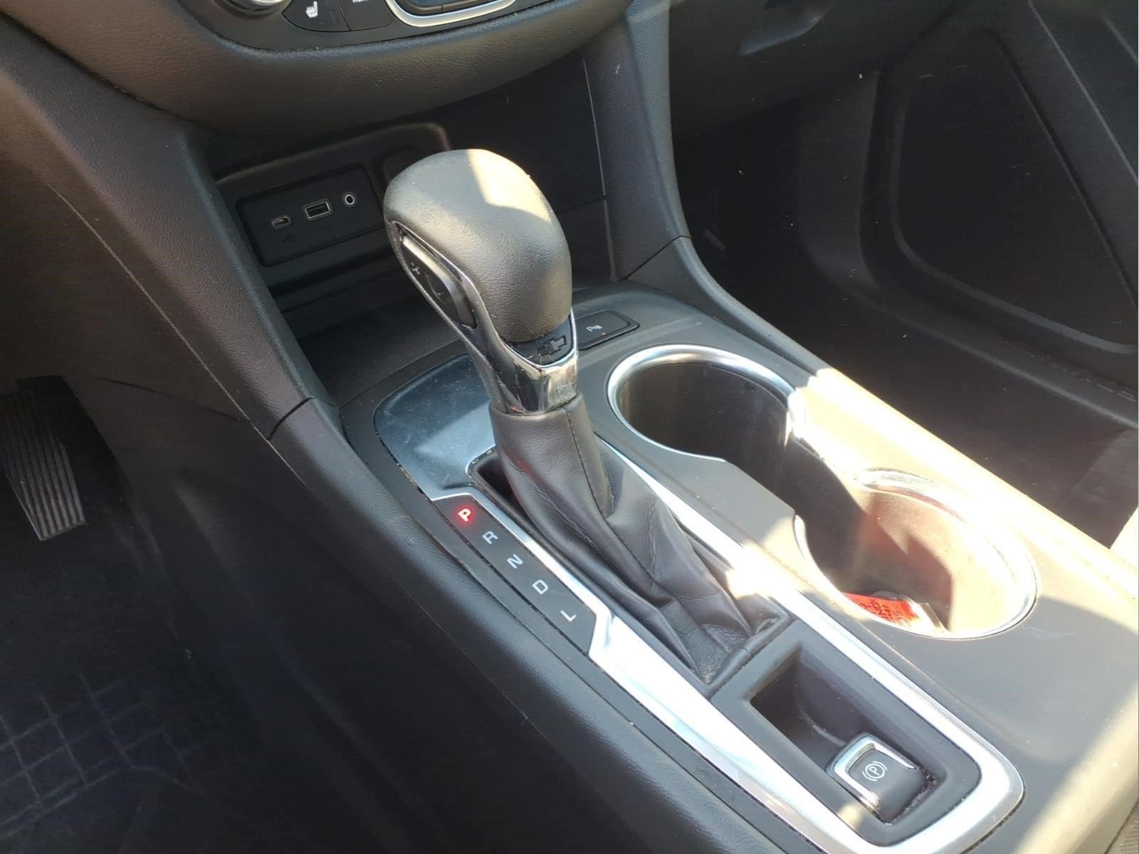 Used 2022 Chevrolet Equinox LT FWD image 9