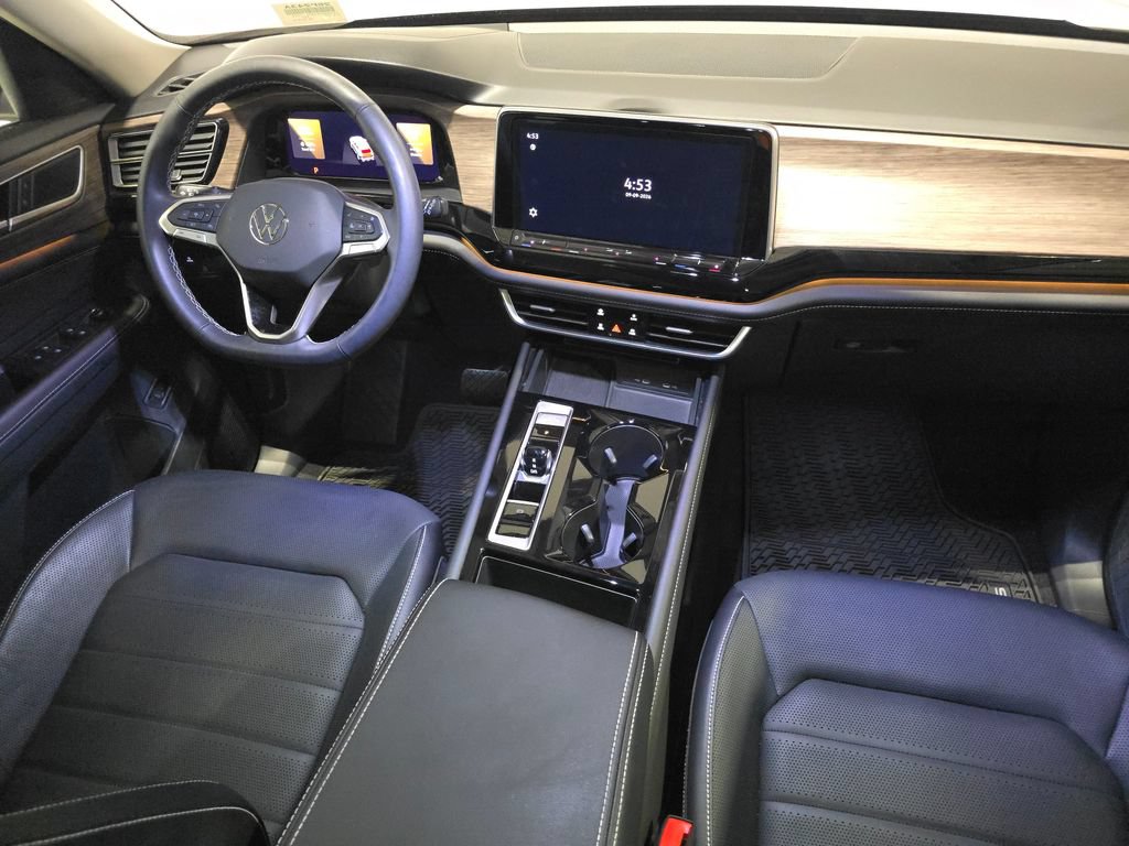 Used 2024 Volkswagen Atlas SEL AWD/4WD image 26