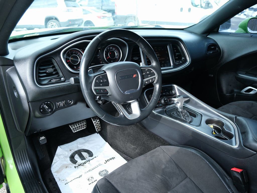 Used 2015 Dodge Challenger R/T Scat Pack w/ Leather Interior Group image 3