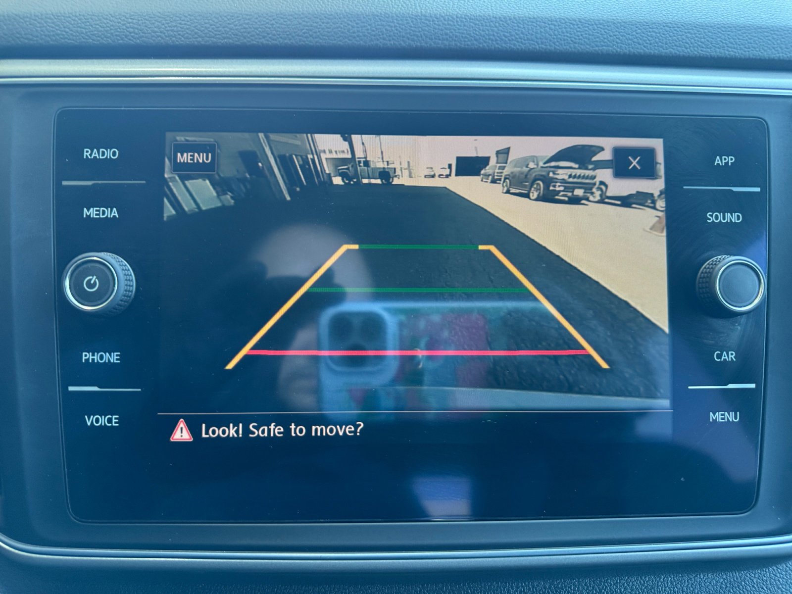 Used 2019 Volkswagen Atlas SE FWD image 19