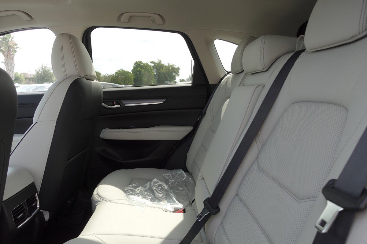 New 2025 MAZDA CX-5 AWD 2.5 S w/ Premium Plus Pkg image 24