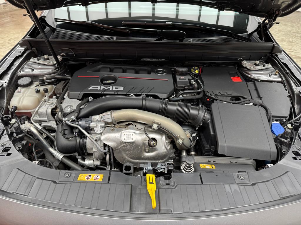 Certified 2022 Mercedes-Benz GLB 35 AMG 4MATIC image 29