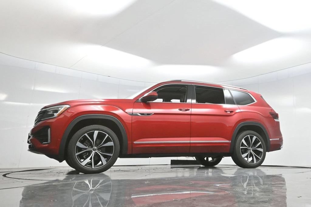Used 2024 Volkswagen Atlas SEL Premium R-Line AWD/4WD image 7