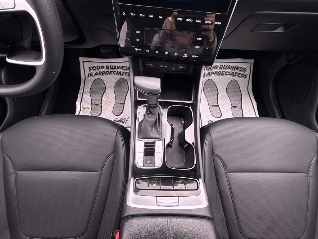 Used 2024 Hyundai Santa Cruz Night image 18