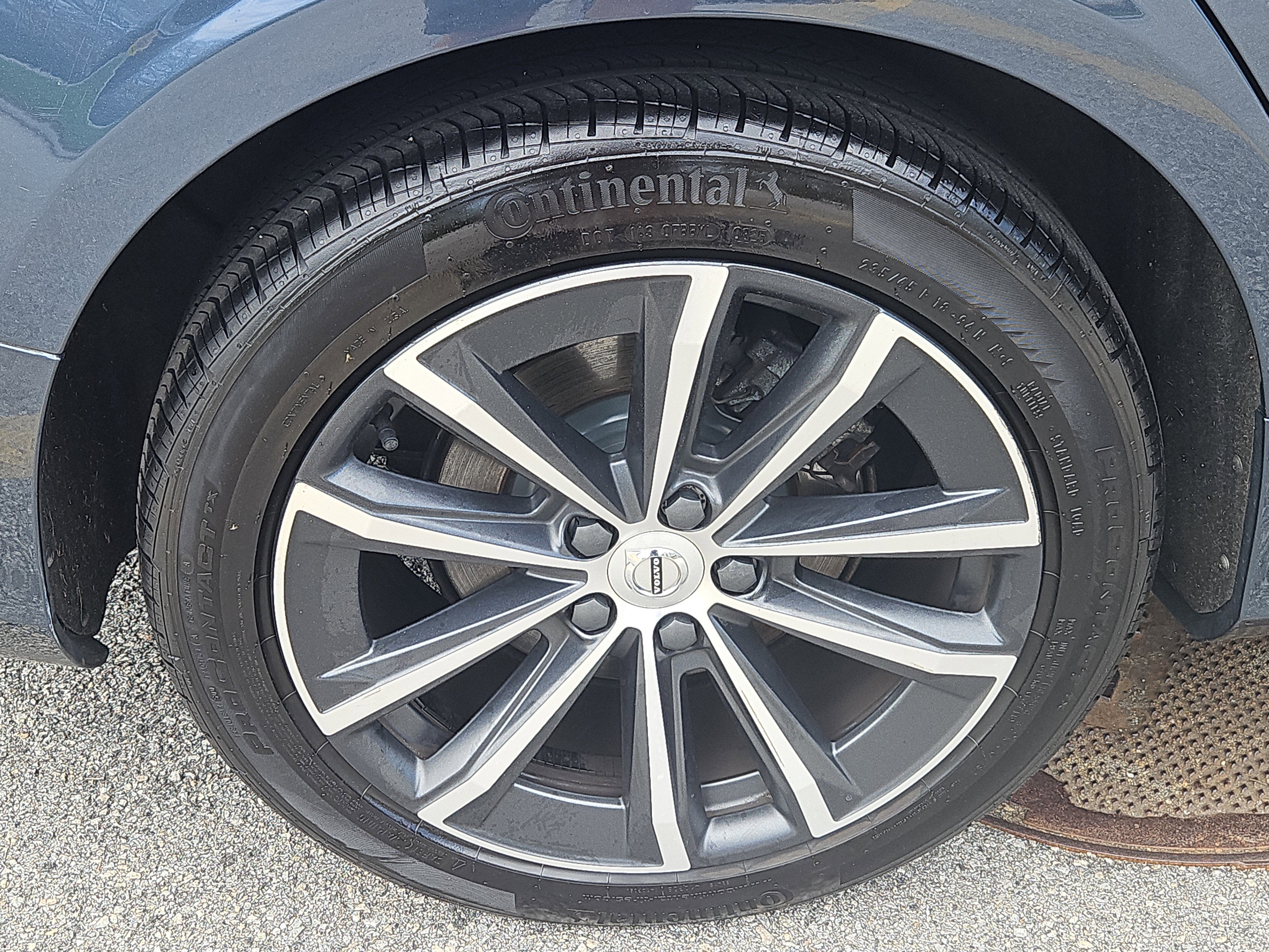 Used 2021 Volvo S60 T5 Momentum w/ Premium Package FWD image 27
