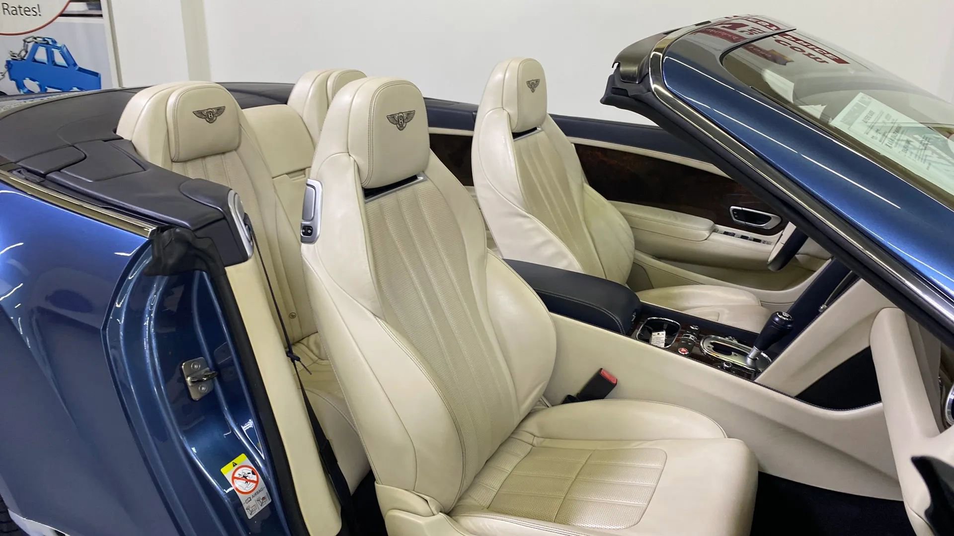 Used 2014 Bentley Continental GT image 32