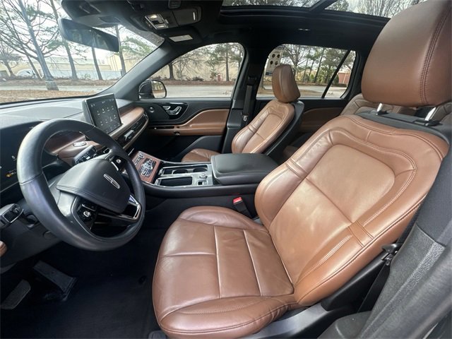 Used 2023 Lincoln Aviator Reserve w/ Equipment Group 201A image 11
