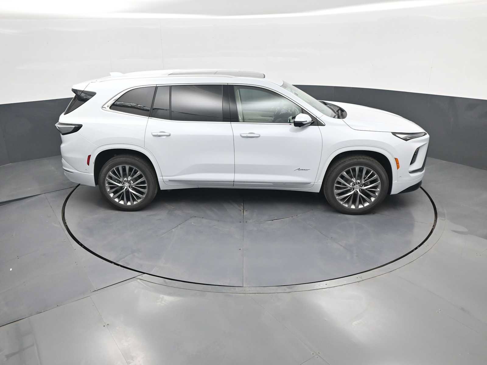 New 2026 Buick Enclave Avenir w/ Super Cruise Package AWD/4WD image 42