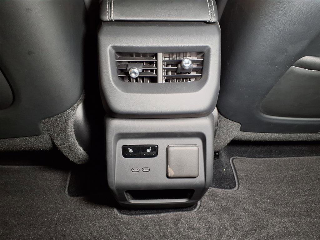 Used 2026 Cadillac Optiq Luxury 2 image 12